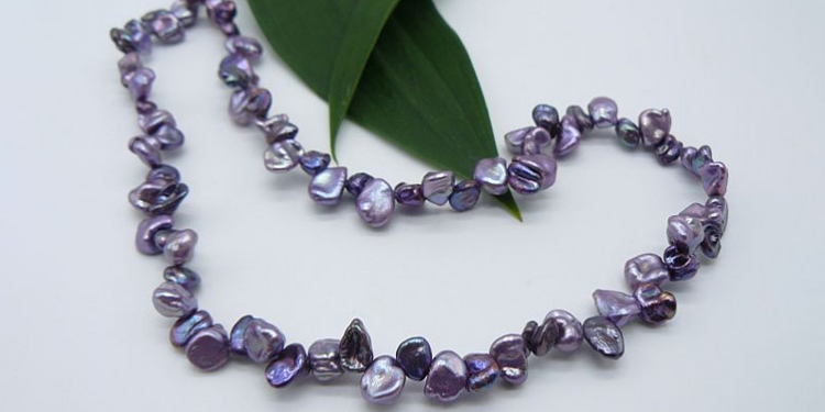 purple pearl necklace